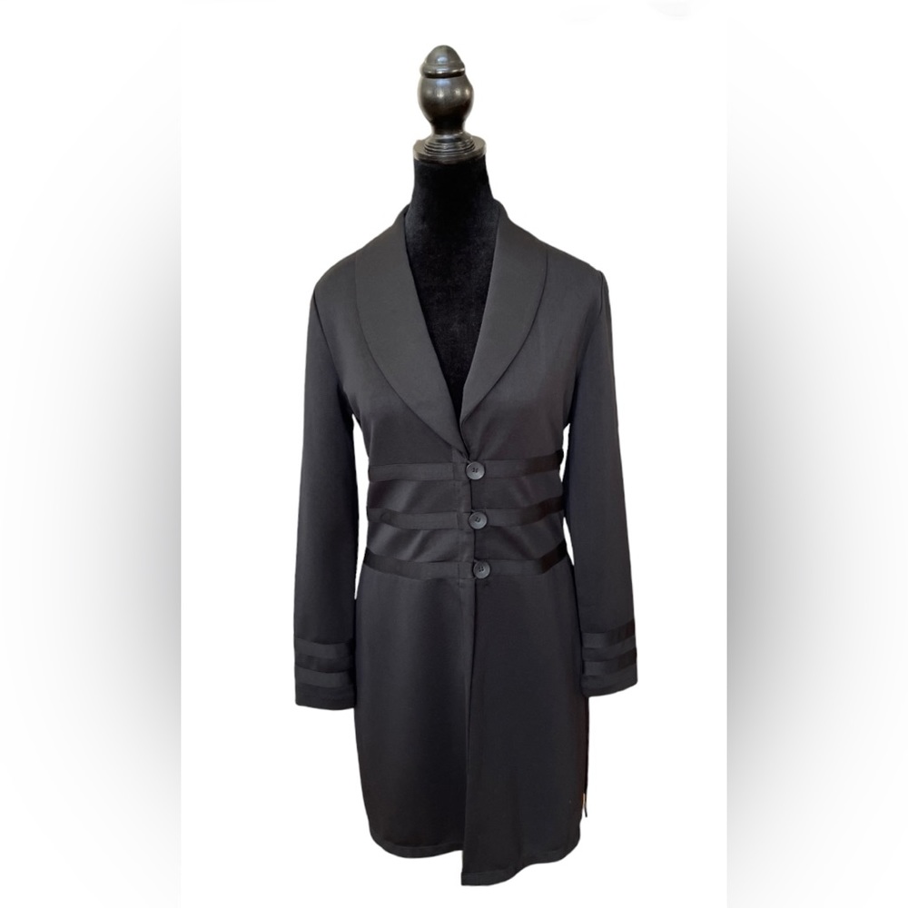 Clara S.: Over Coat / Cardigan
